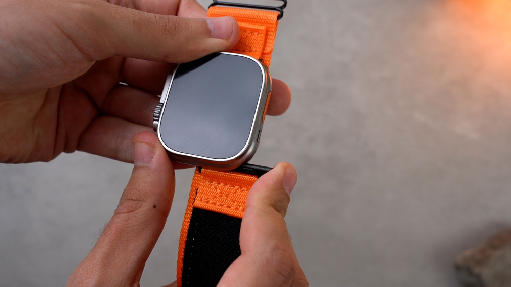 Montaż paska ERBORD Runner do Apple Watch Ultra 2