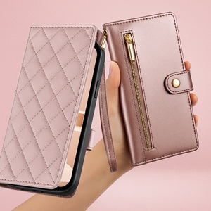 Чохол-книжка для iPhone 16 Pro – чи може замінити гаманець? А можливо навіть сумочку?