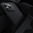 Чехол BENKS Kevlar для iPhone 15 Pro Max, для MagSafe, Carbon Fiber, чёрный