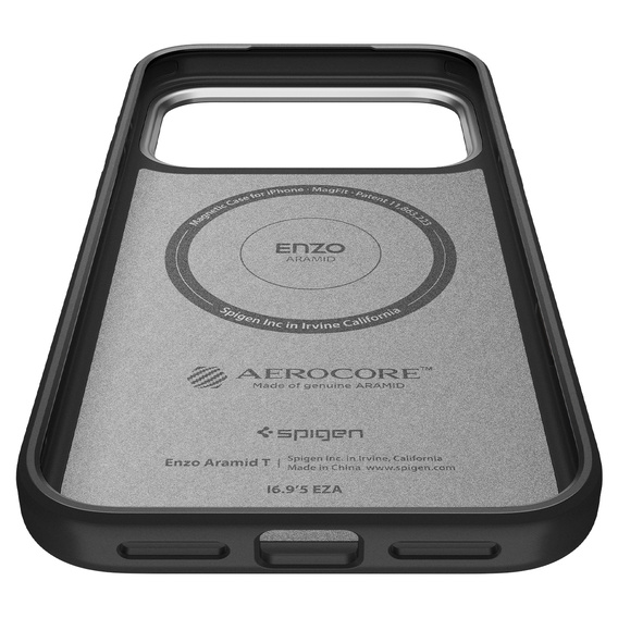 Чехол Spigen Enzo Aramid MagSafe для iPhone 17 Pro Max, угольно-черный / серебристый