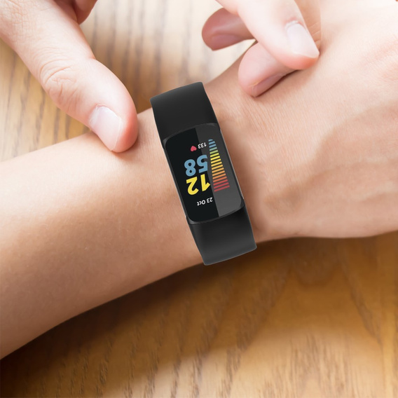 Резиновый браслет Softband для  Fitbit Charge 5 - Black