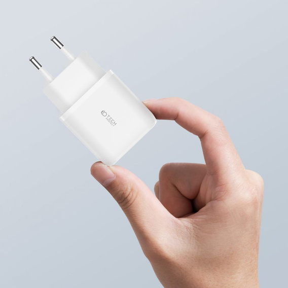 Tech-Protect C20W QC3.0 універсальний зарядний пристрій USB-A USB-C, White