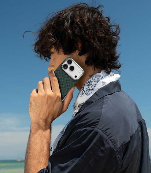 Чехол BENKS Kevlar для iPhone 17 Pro Max, Magnetic Armor Tint 1000D 0070, для MagSafe, активная кнопка – зеленый