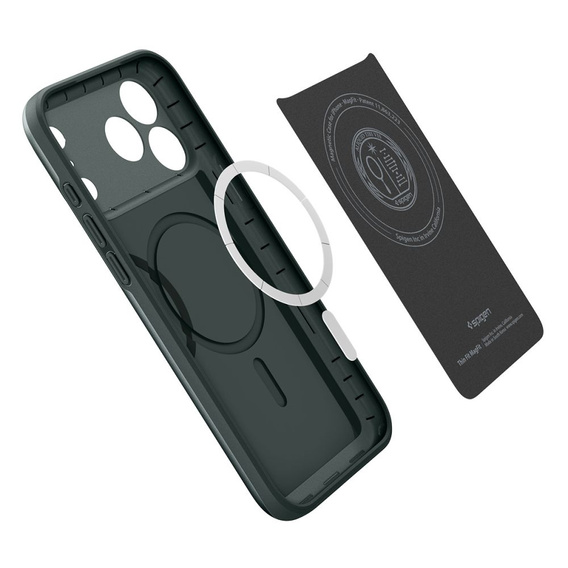 Чехол Spigen Thin Fit Mag – с MagSafe для iPhone 17 Pro Max